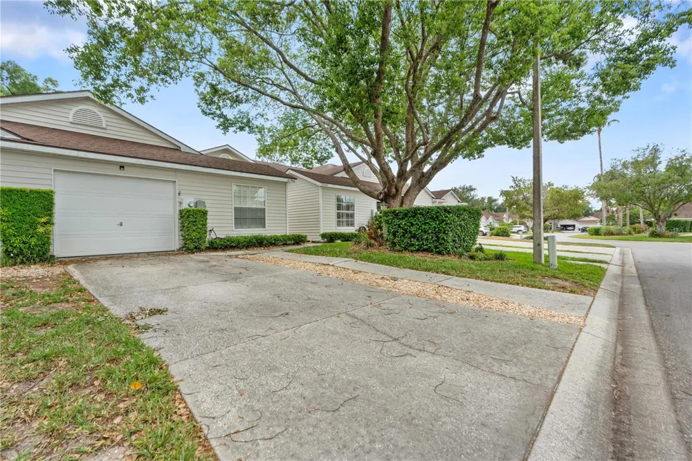 21506 GRAY TERN COURT Lutz, FL 33549