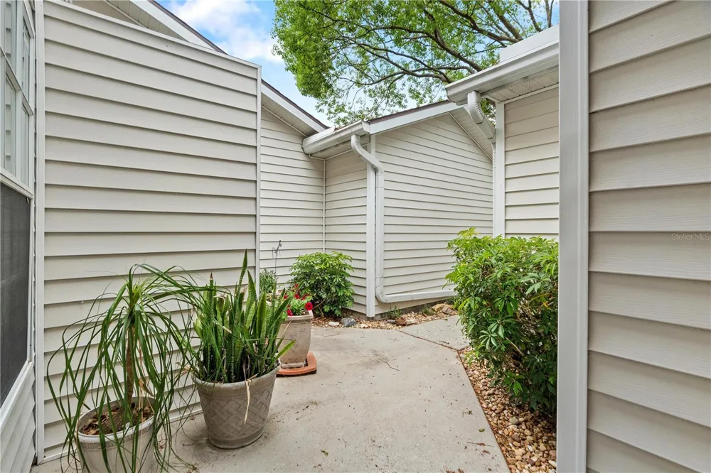 21506 GRAY TERN COURT Lutz, FL 33549