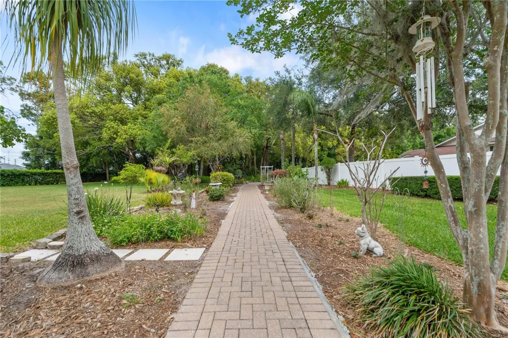 21506 GRAY TERN COURT Lutz, FL 33549