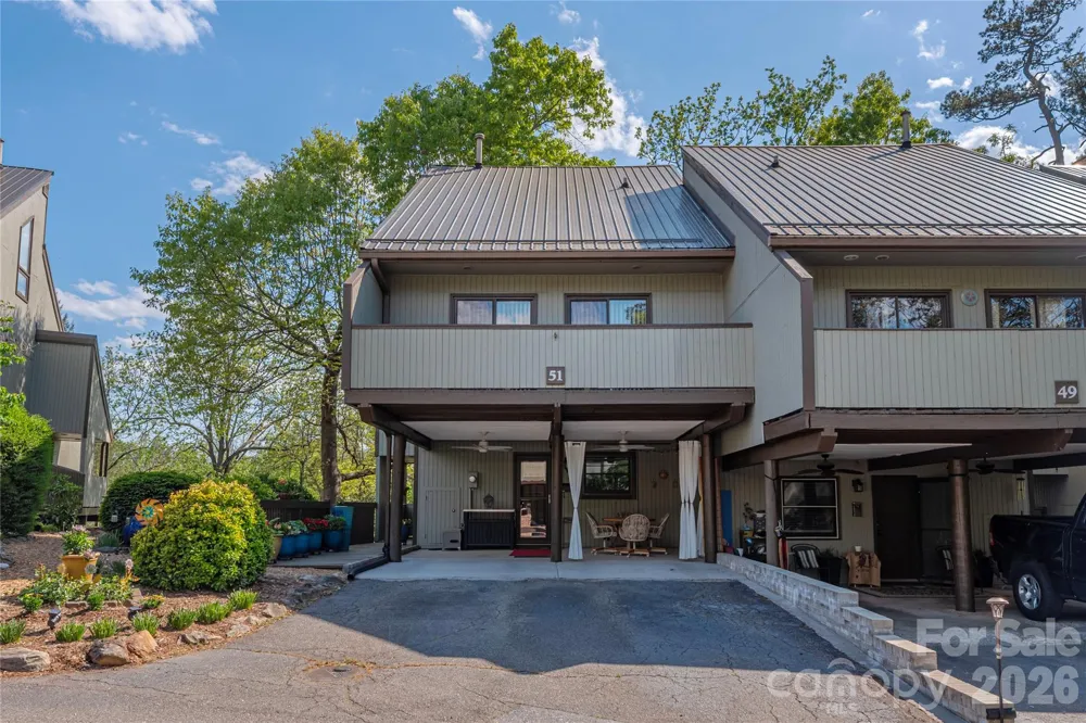 51 Maple Ridge Lane Asheville, NC 28806
