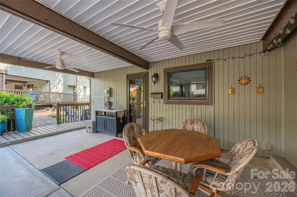 51 Maple Ridge Lane Asheville, NC 28806