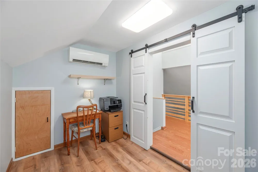 51 Maple Ridge Lane Asheville, NC 28806
