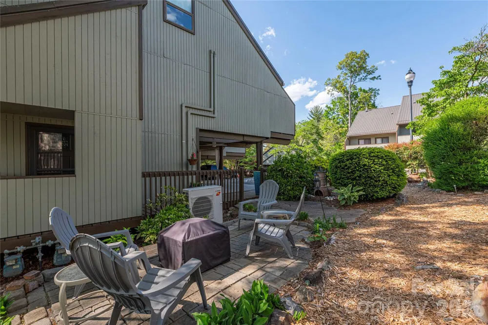 51 Maple Ridge Lane Asheville, NC 28806