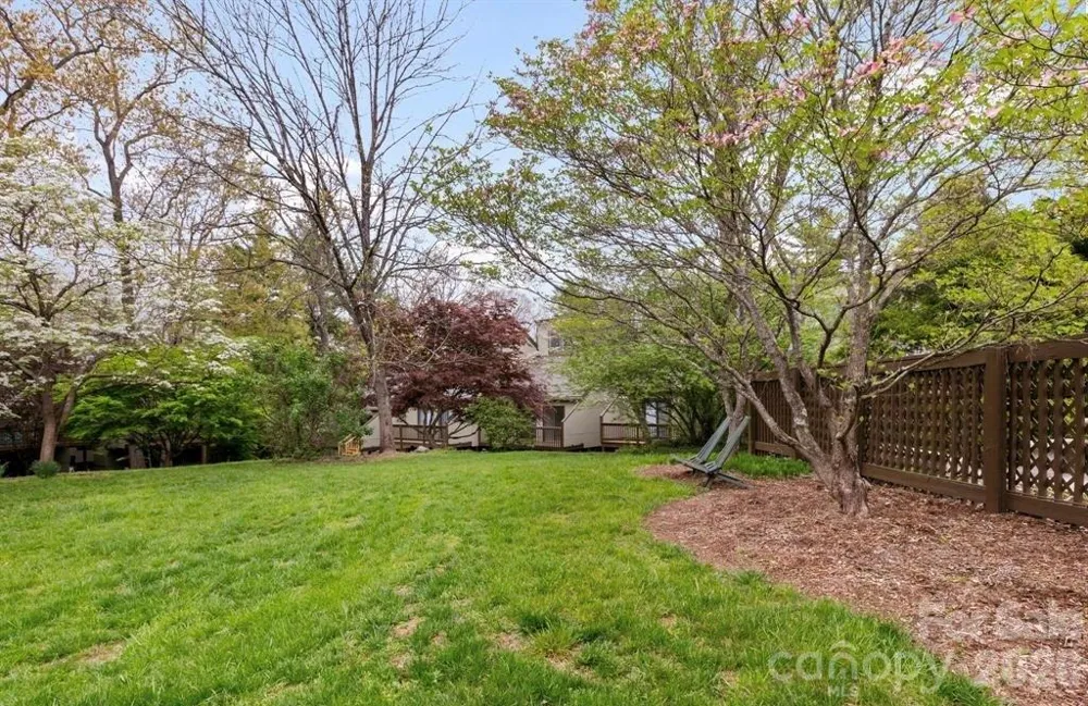 51 Maple Ridge Lane Asheville, NC 28806
