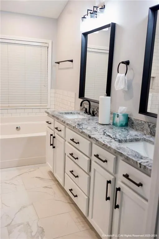 4644 Creekside Cove Atlanta, GA 30349