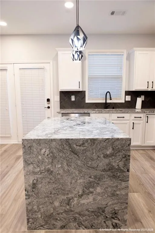 4644 Creekside Cove Atlanta, GA 30349