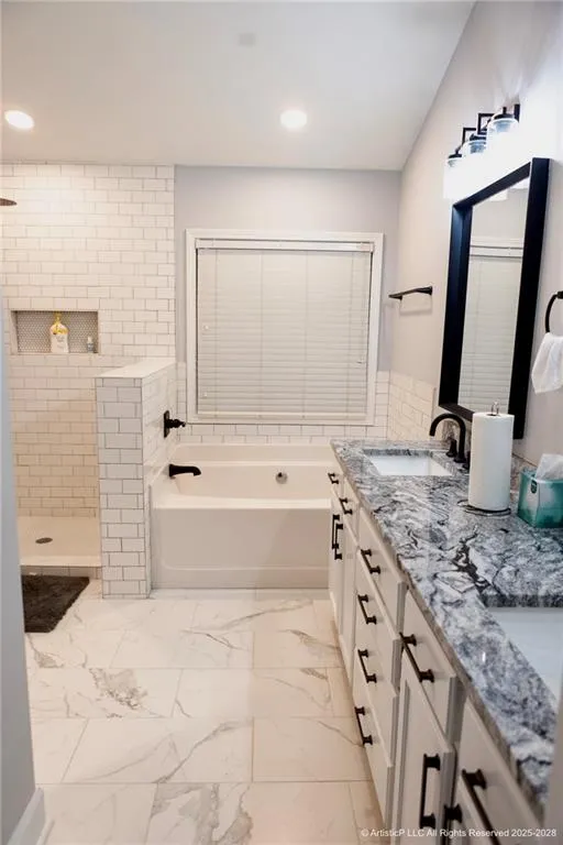 4644 Creekside Cove Atlanta, GA 30349
