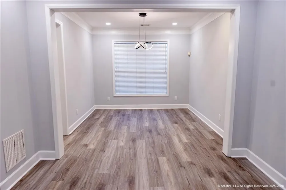 4644 Creekside Cove Atlanta, GA 30349