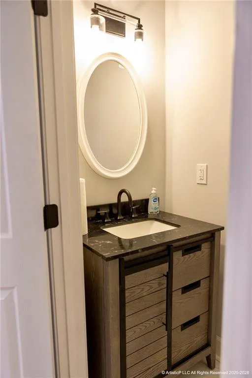 4644 Creekside Cove Atlanta, GA 30349
