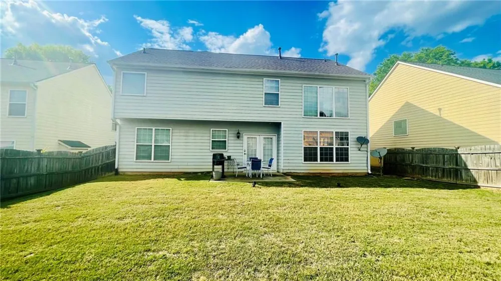 4644 Creekside Cove Atlanta, GA 30349