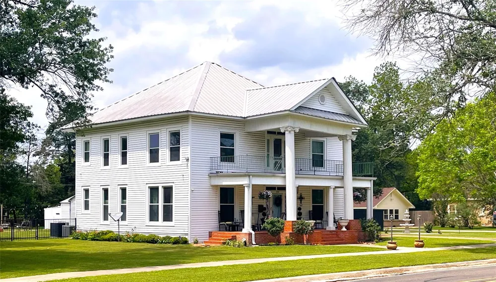 702 S 9th Avenue Teague, TX 75860