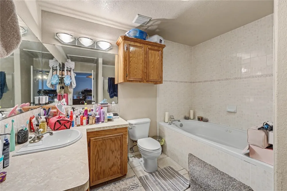 1109 Green Field Drive Corpus Christi, TX 78405