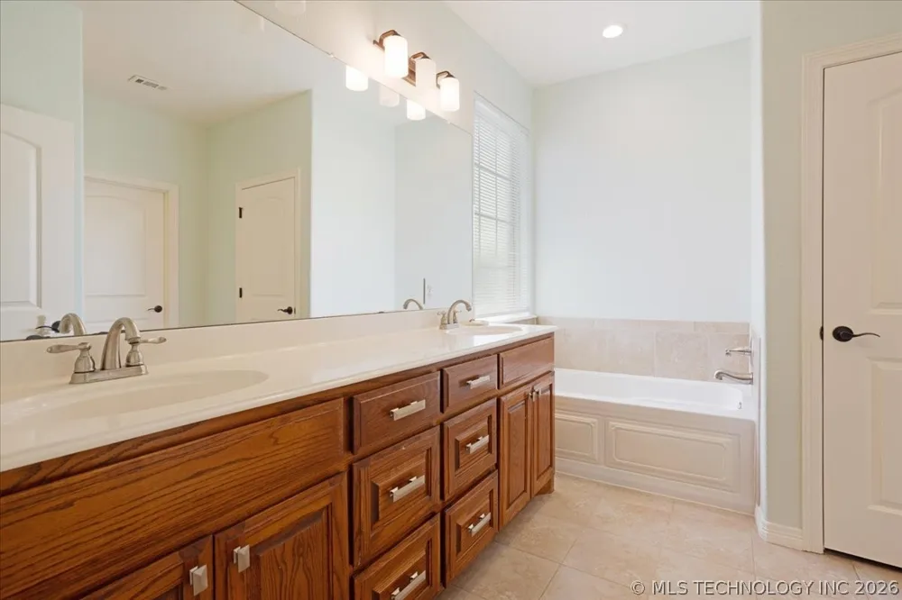 1008 Beretta Boulevard Durant, OK 74701