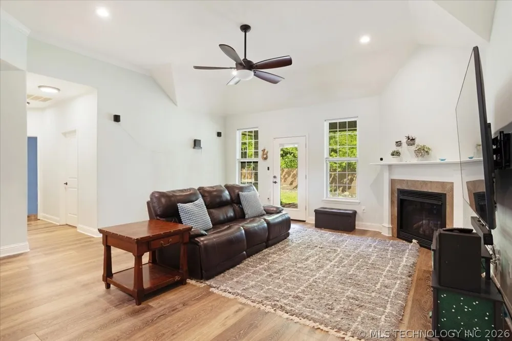 1008 Beretta Boulevard Durant, OK 74701