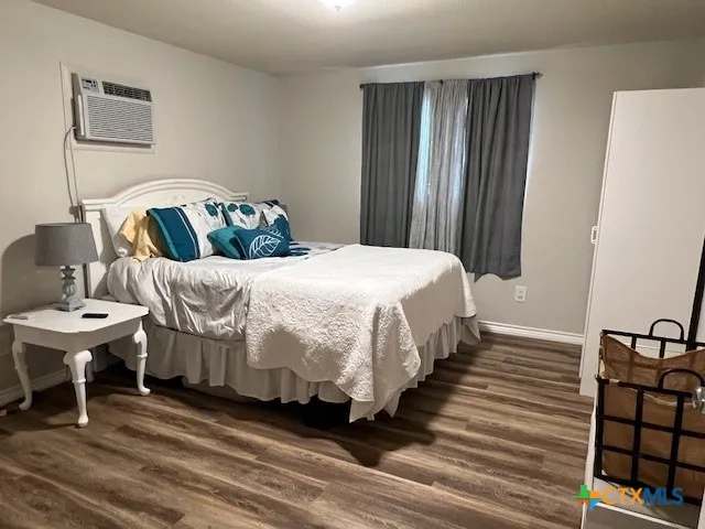 1128 Hill Circle East Drive Granite Shoals, TX 78654