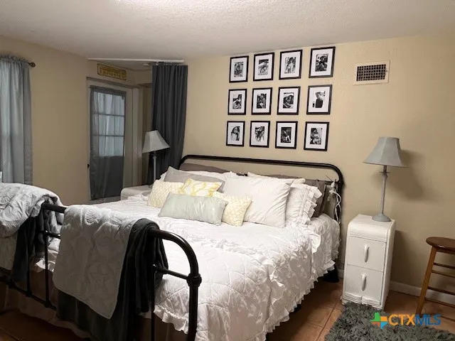 1128 Hill Circle East Drive Granite Shoals, TX 78654