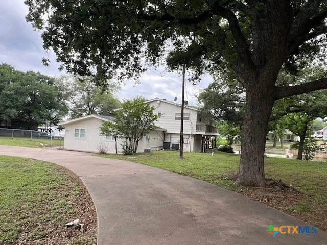 1128 Hill Circle East Drive Granite Shoals, TX 78654