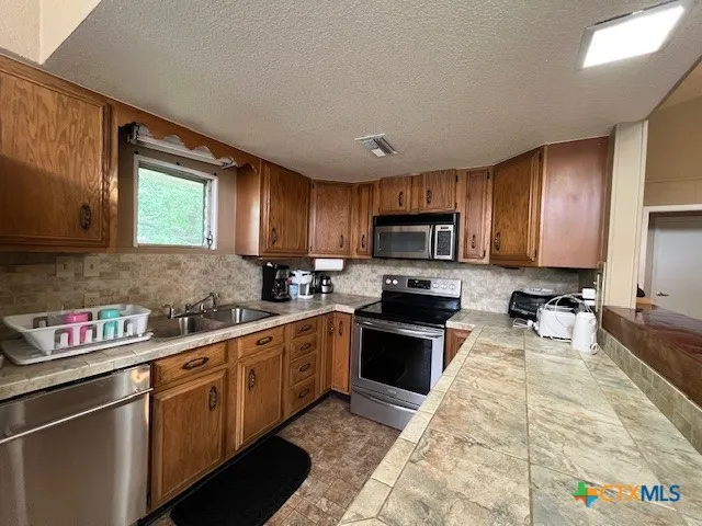 1128 Hill Circle East Drive Granite Shoals, TX 78654