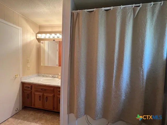 1128 Hill Circle East Drive Granite Shoals, TX 78654