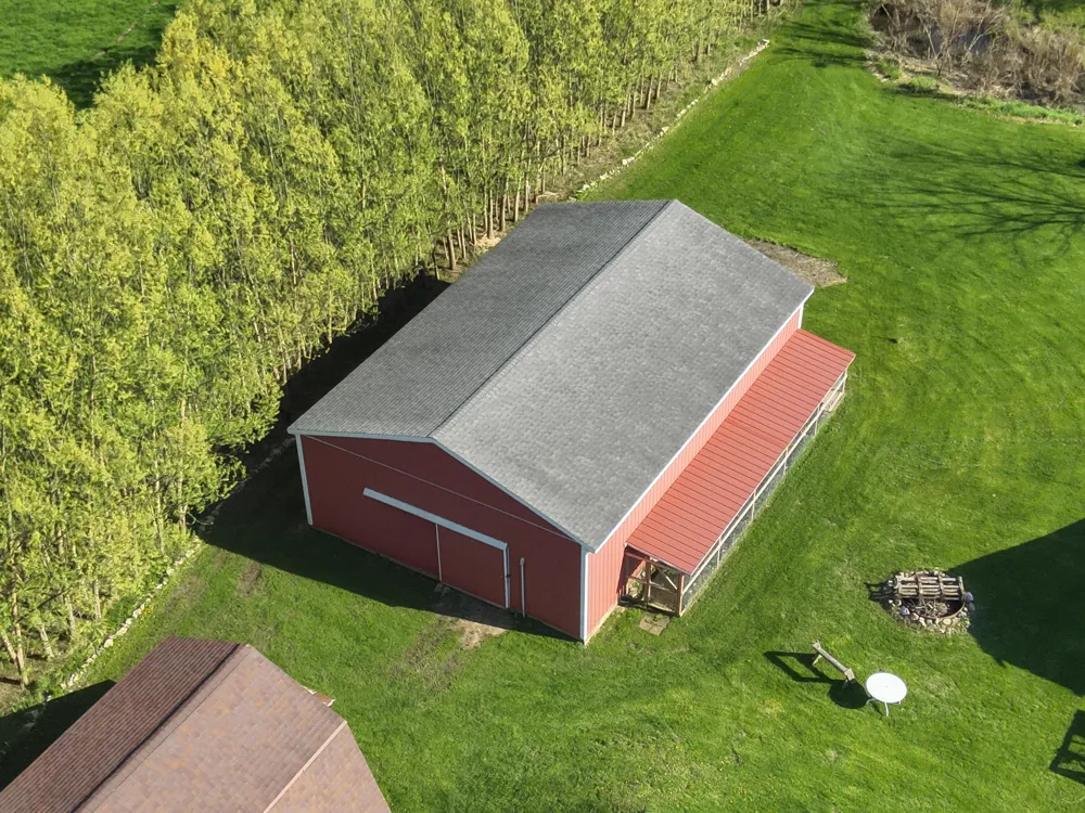 5785 Layton Road Fowlerville, MI 48836