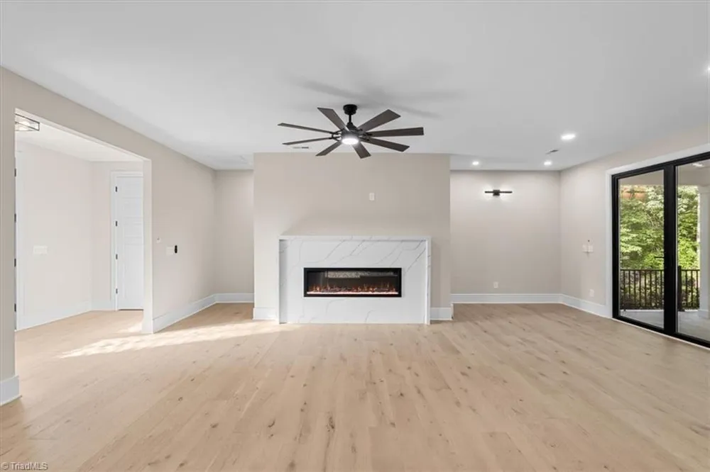 3613 Summit Lakes Drive Browns Summit, NC 27214