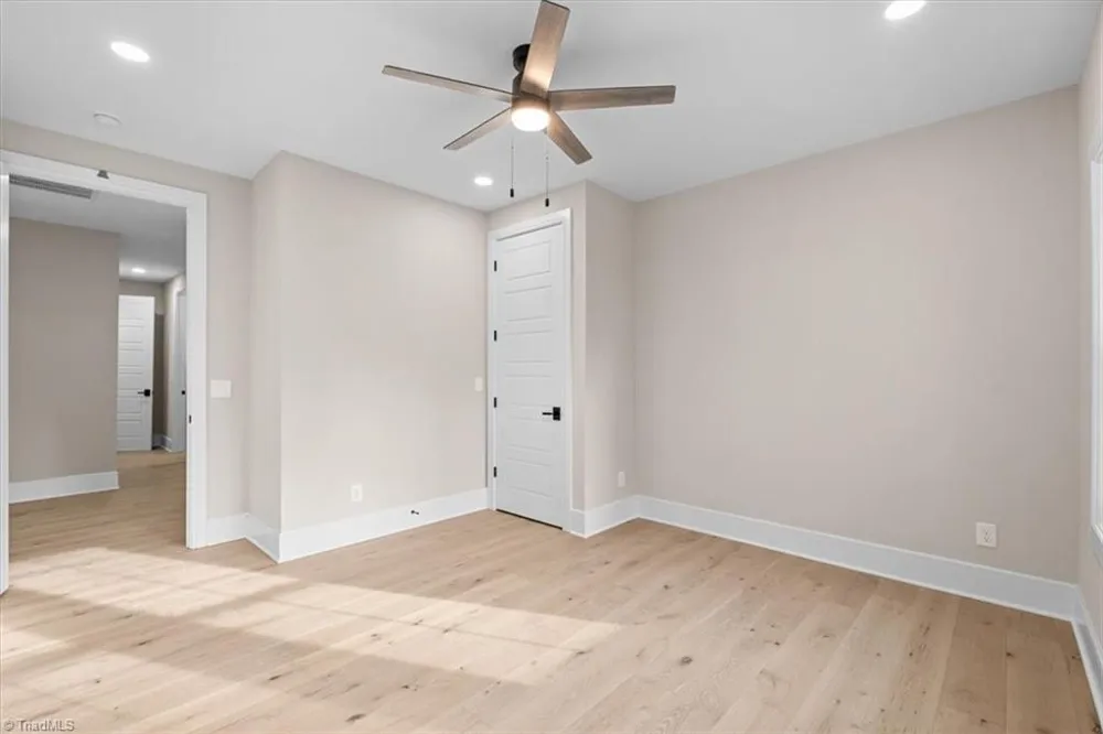 3613 Summit Lakes Drive Browns Summit, NC 27214