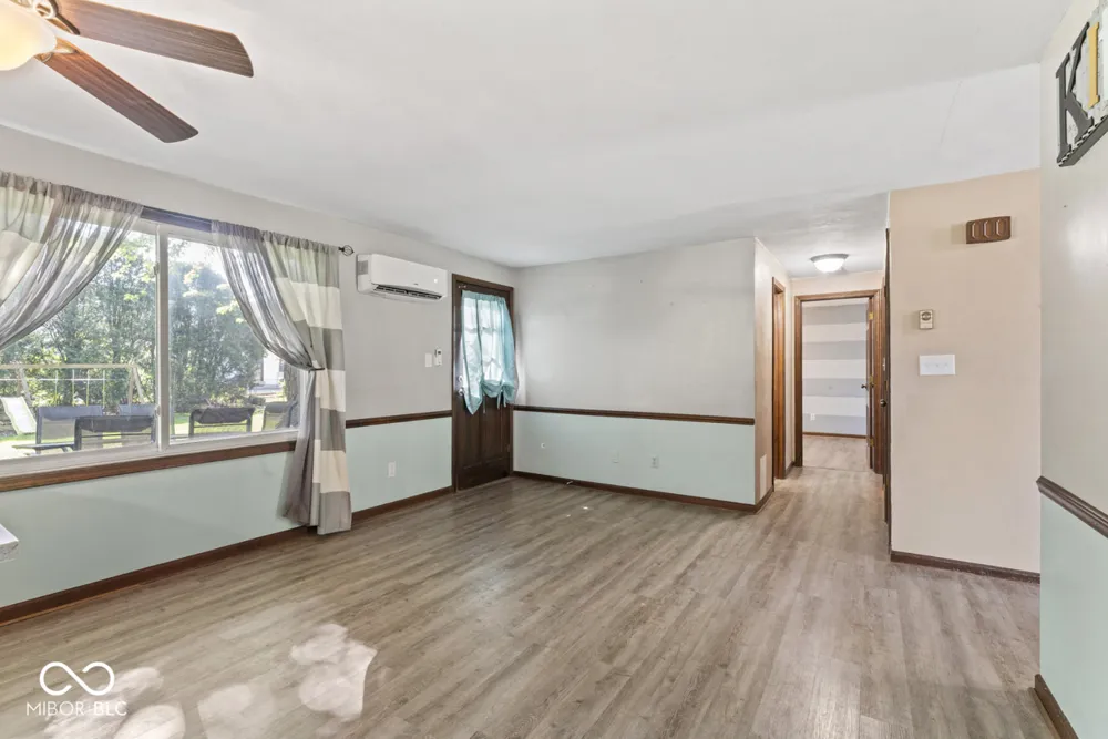 124 Roby Drive Anderson, IN 46012