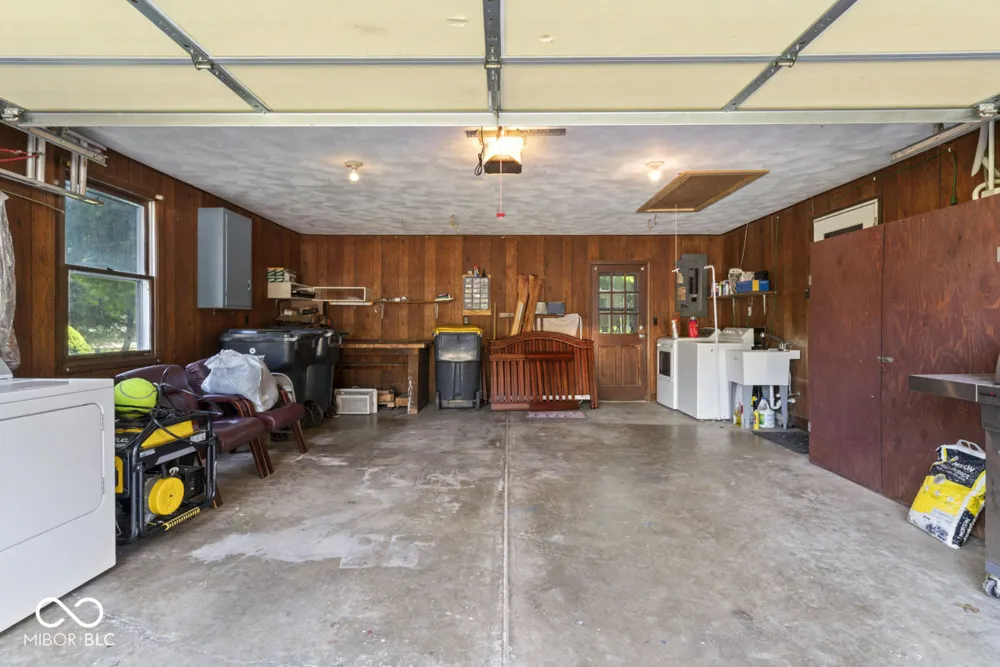 124 Roby Drive Anderson, IN 46012