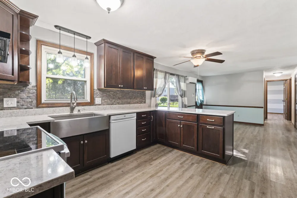 124 Roby Drive Anderson, IN 46012