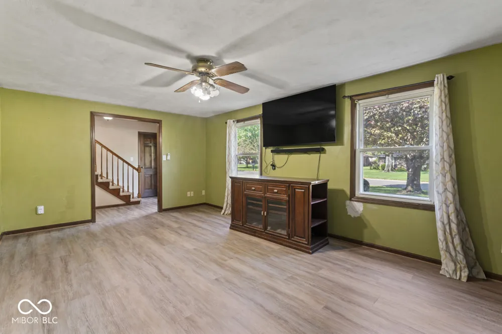 124 Roby Drive Anderson, IN 46012