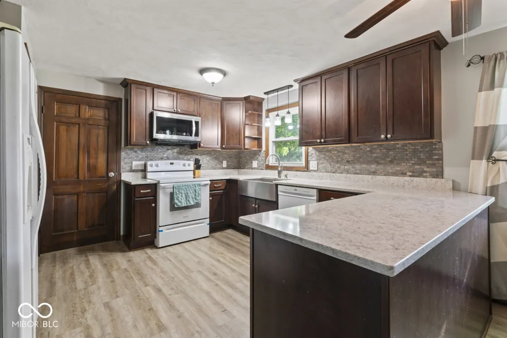124 Roby Drive Anderson, IN 46012