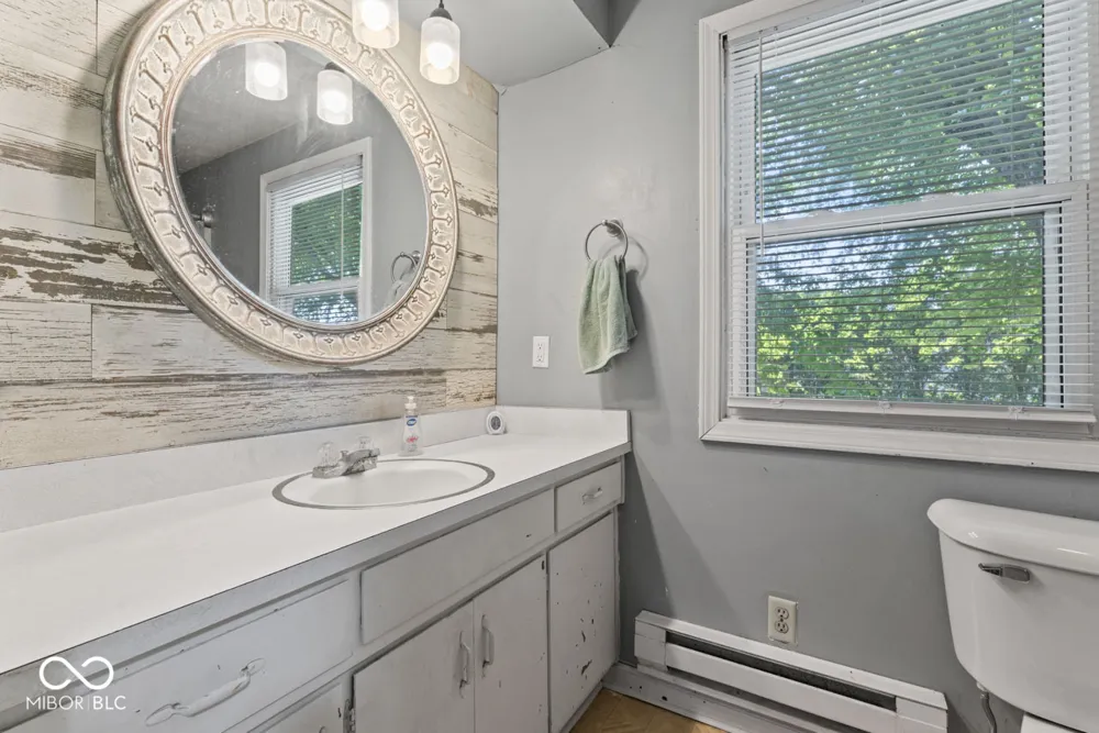 124 Roby Drive Anderson, IN 46012