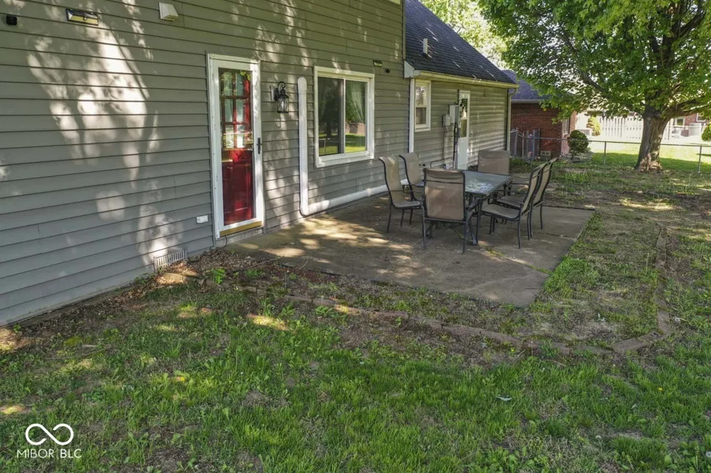 124 Roby Drive Anderson, IN 46012