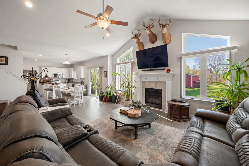 5785 Layton Road Howell City, MI 48836
