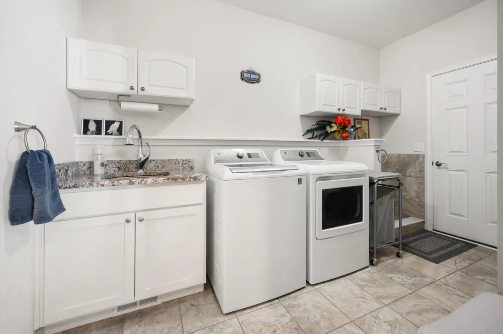 5785 Layton Road Howell City, MI 48836