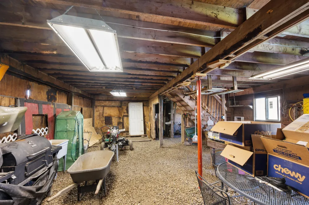 5785 Layton Road Howell City, MI 48836