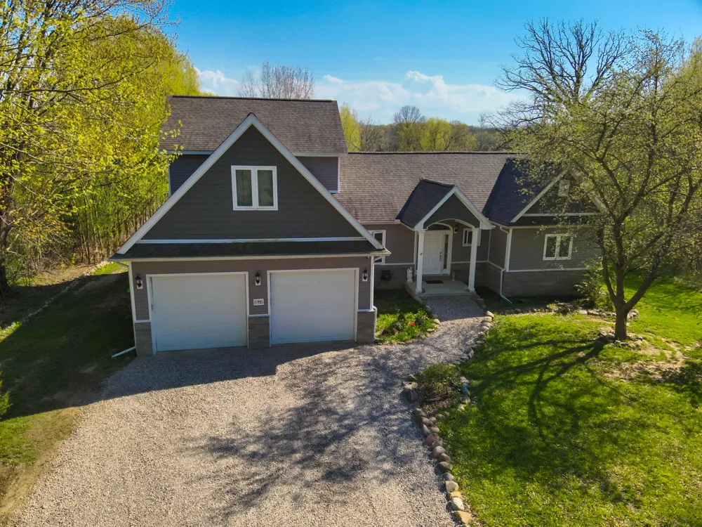 5785 Layton Road Howell City, MI 48836