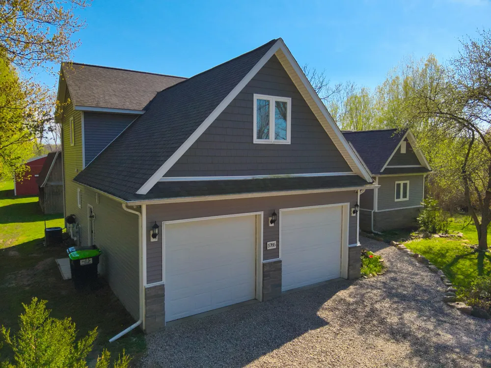 5785 Layton Road Howell City, MI 48836