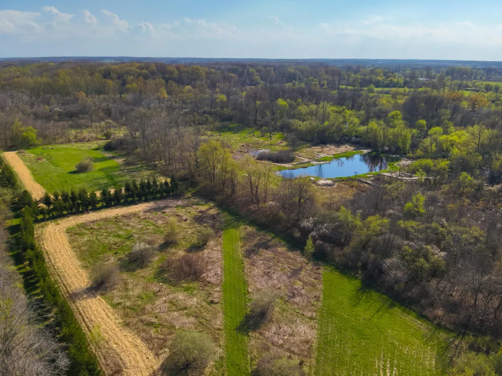 5785 Layton Road Howell City, MI 48836