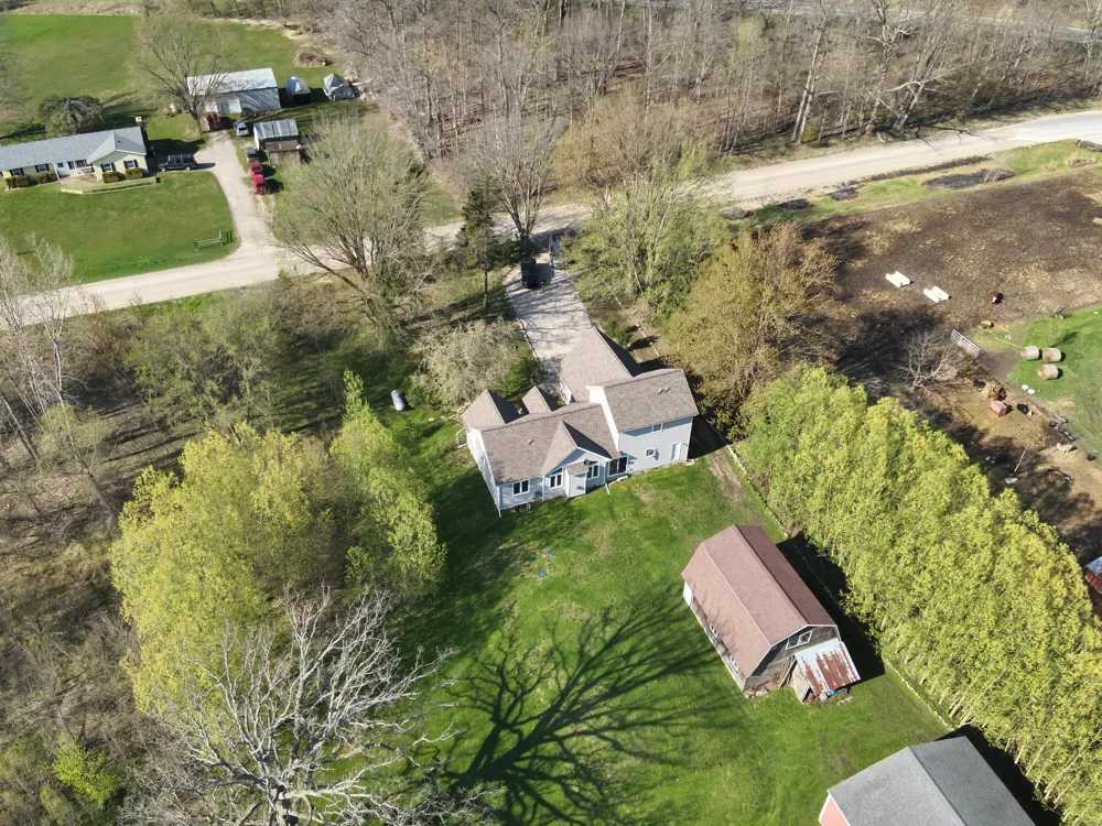 5785 Layton Road Howell City, MI 48836
