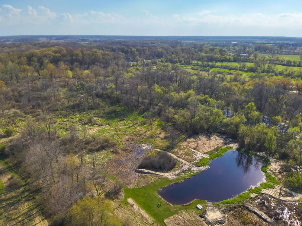 5785 Layton Road Howell City, MI 48836