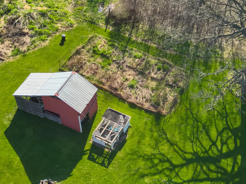 5785 Layton Road Howell City, MI 48836
