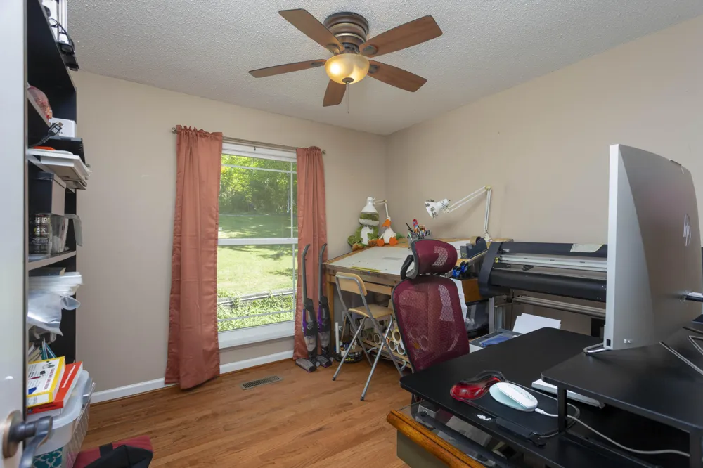 217 Roberts Road Spring City, TN 37381