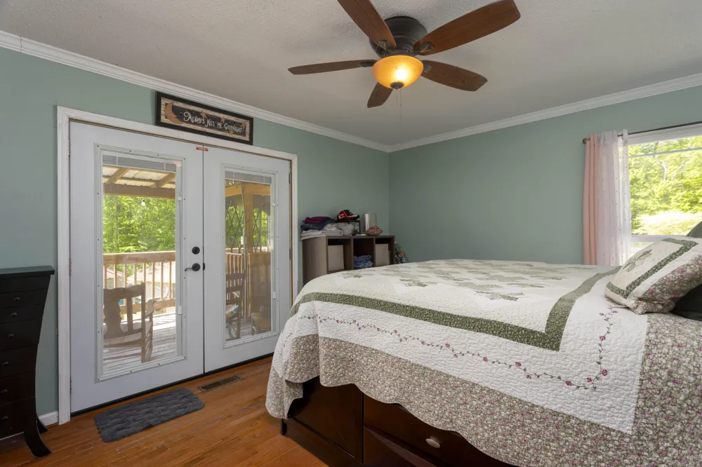 217 Roberts Road Spring City, TN 37381