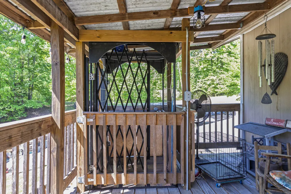 217 Roberts Road Spring City, TN 37381