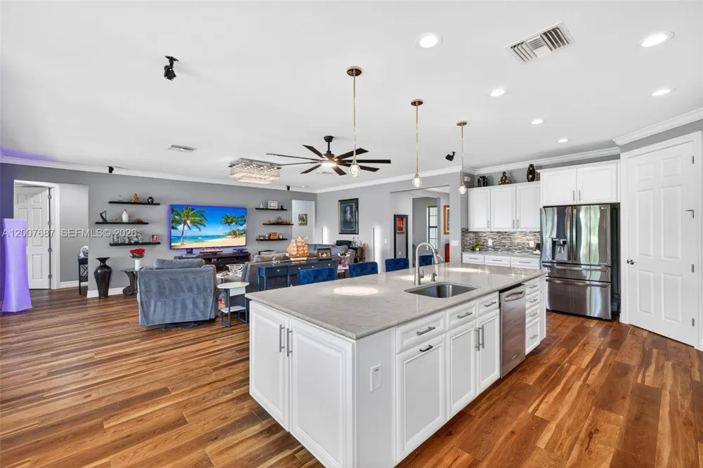 6120 Victory Dr Ave Maria, FL 34142