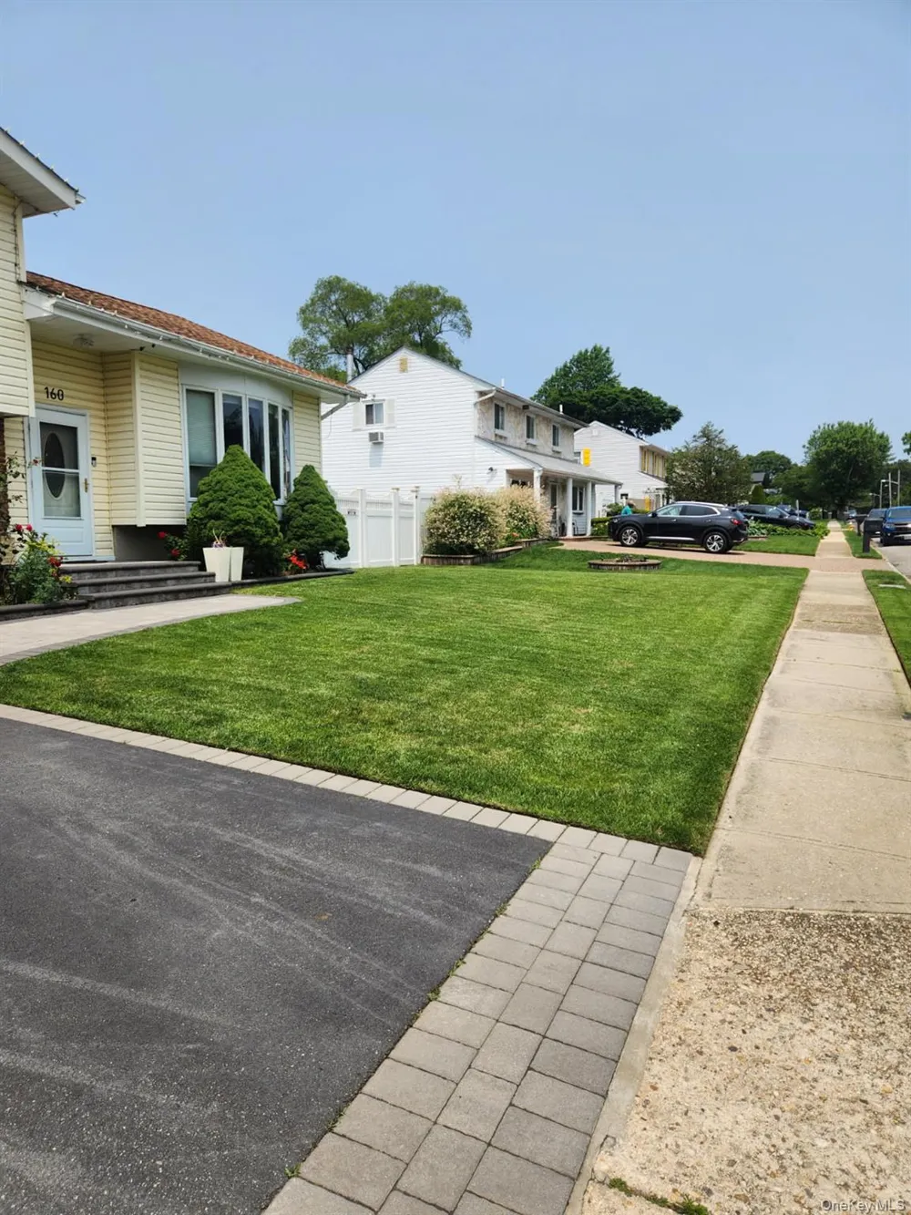 160 Bark Avenue Central Islip, NY 11722