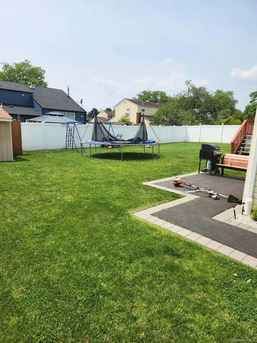 160 Bark Avenue Central Islip, NY 11722