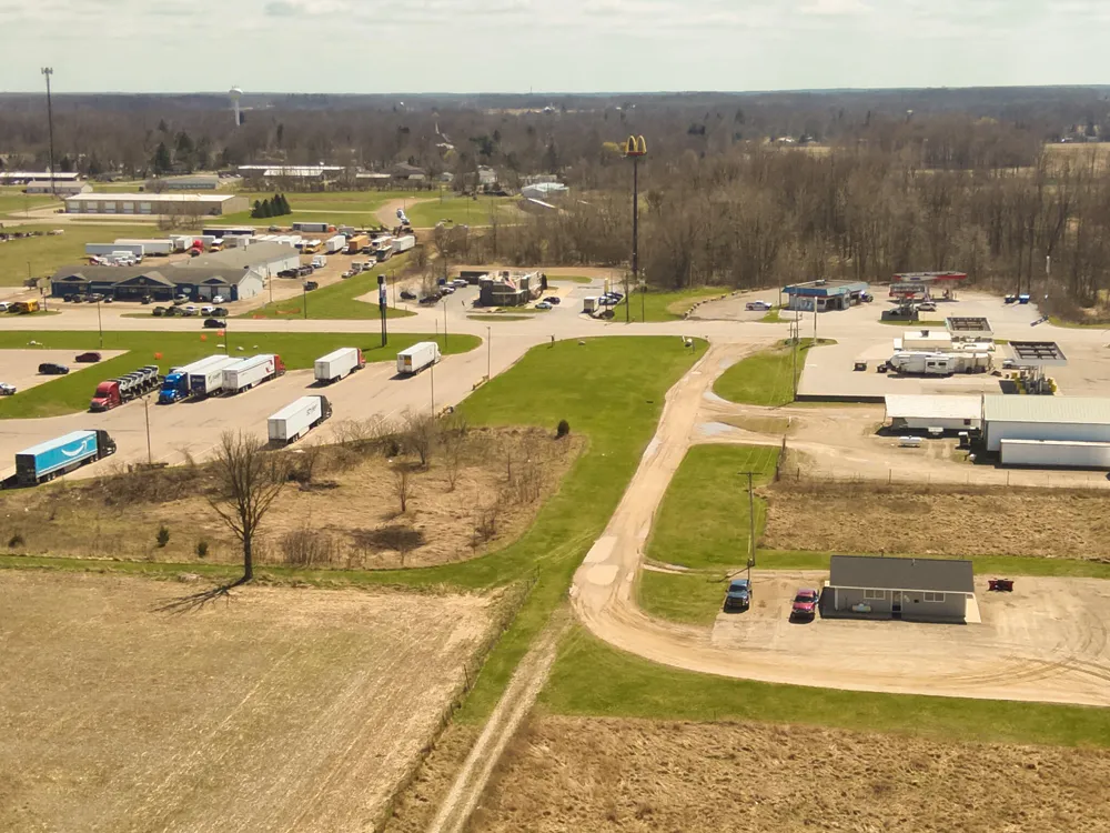 15277 M-60 Tekonsha, MI 49092