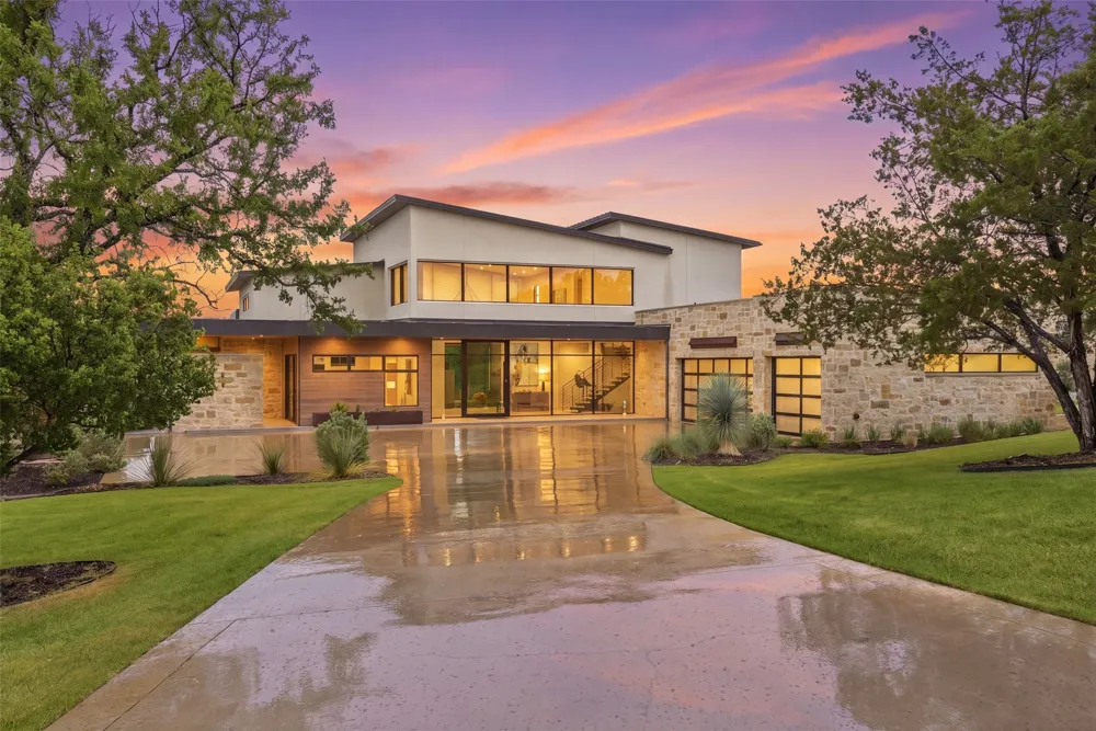 814 The Trails Parkway Horseshoe Bay, TX 78657